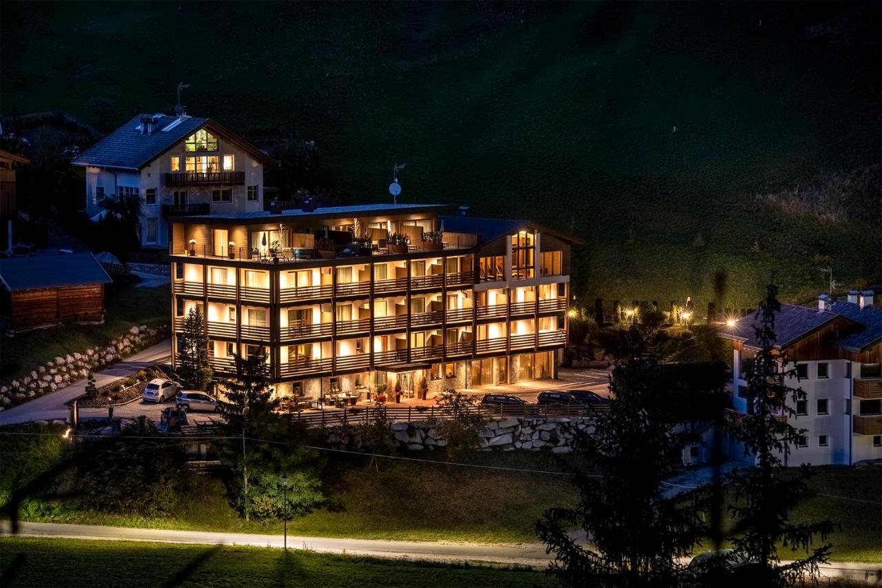 Hotel Alcialc La Valle Esterno foto